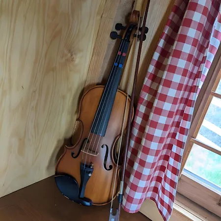 Semesterbostad La Petite Maison Dans La Prairie *